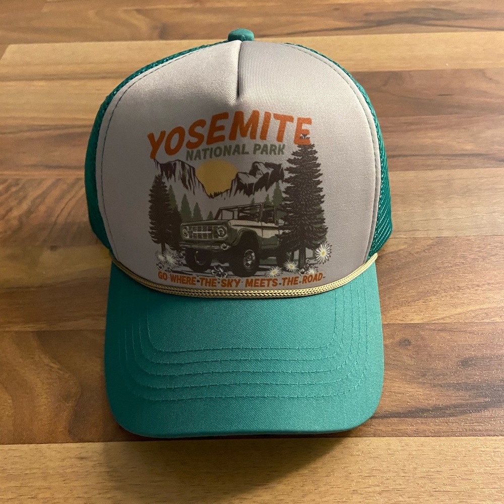 Trucker hat